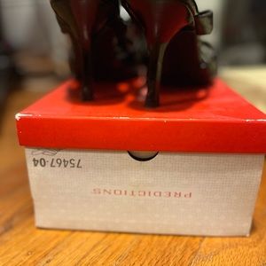 Black casual slip on heel shoes go out in occasion size 9 1/2 very comfortable